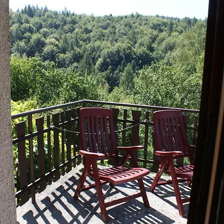 W Kozubniku Z Widokiem Na Gory *