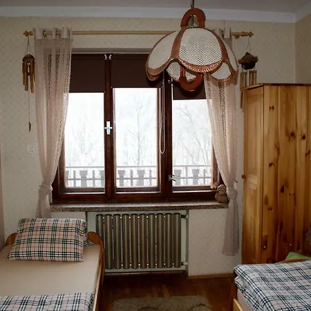 W Kozubniku Z Widokiem Na Gory * Porąbka