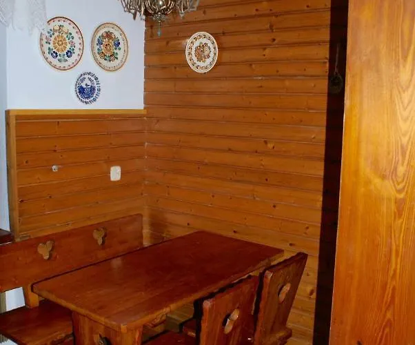 W Kozubniku Z Widokiem Na Gory *