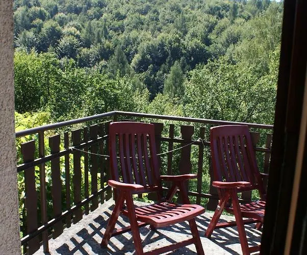 W Kozubniku Z Widokiem Na Gory *