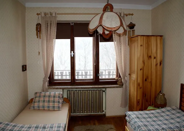 W Kozubniku Z Widokiem Na Gory * Porąbka